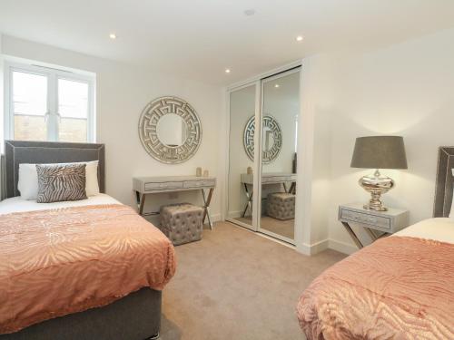 Harbourside Haven Apartment 4 - image 2