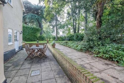 Cliftons Cottage Clare - image 3