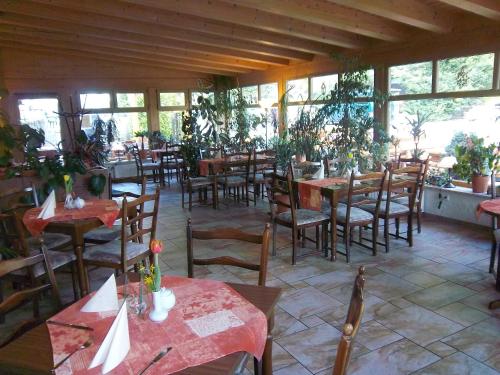 Restorāns, Gaststatte & Pension Oelmuehle in Oberschona