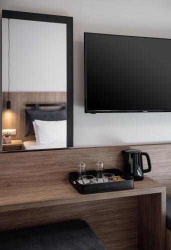 Morum City Hotel Chania - image 9