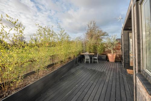 Paddock End Brand New Luxury Pod Near Woodbridge