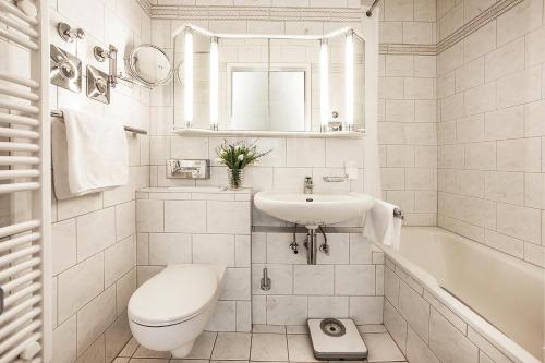 Strandhotel Monbijou garni - image 12