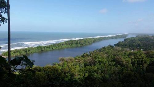 Cabinas ensueños (Cabinas ensuenos) in Tortuguero