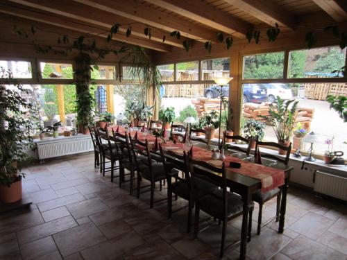 Restorāns, Gaststatte & Pension Oelmuehle in Oberschona