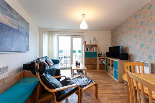 Amazing 2 Bedroom Apartment With Parking Space, Hayfield, Greater Manchester