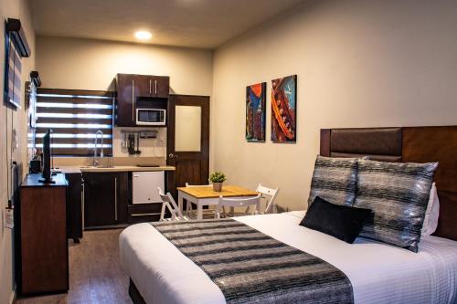 Hoteles ANTIGUA - SANTA LUCIA MTY – Monterrey, MO