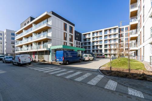 One-Bedroom Apartment image 2