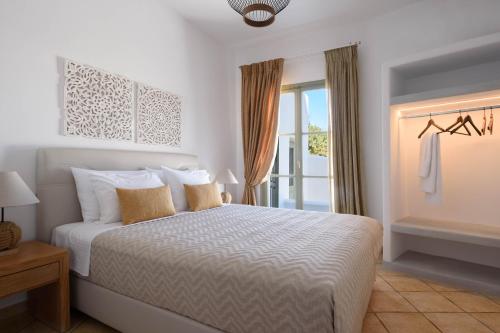 Mirabeli Apartments & Suites