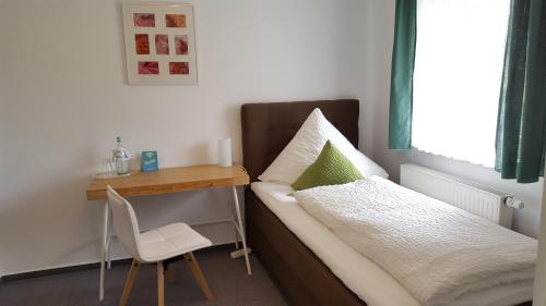 1 twin bed