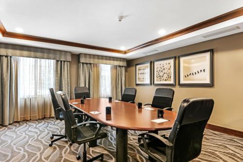 Staybridge Suites-Philadelphia/Mount Laurel, an IHG Hotel