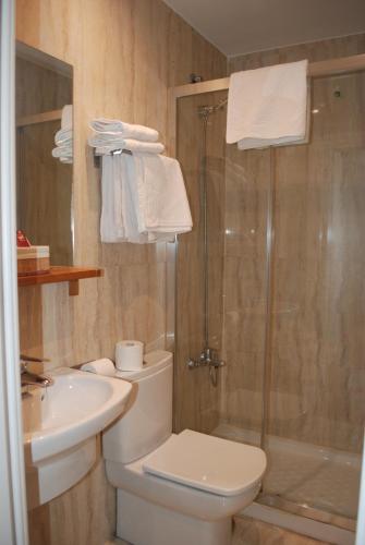 Hostal Avenida - main image