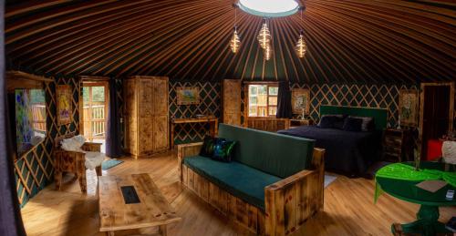 Solar do Oriente - Glamping mountain experience - Tap to explore photos