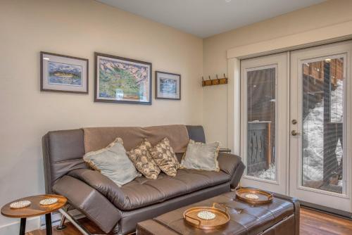 East Condo #202 - Hotel - Girdwood