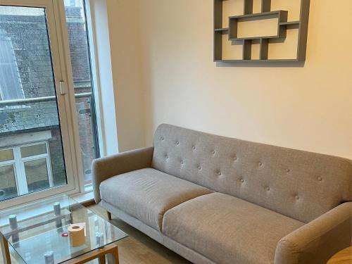 Luxury 1 Bed + 4 Mins from New Street Station + Sleep 4