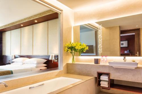 Crowne Plaza Ahmedabad City Centre by IHG