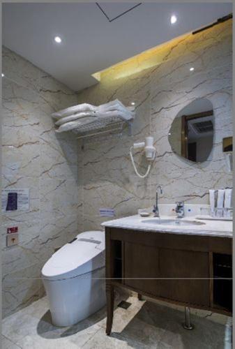 ダーリェン サン ムーン レイク ホテル