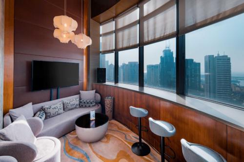 289988174 Holiday Inn Qingdao City Center by IHG - May 4th Square