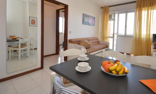 Apartment image 9