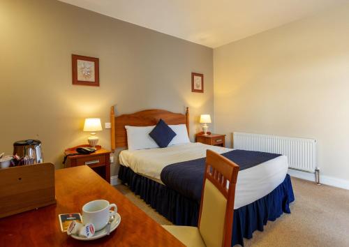 Tudor House Bed and Breakfast - image 3