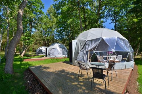 Slowly Glamping Osada Nad Wodą