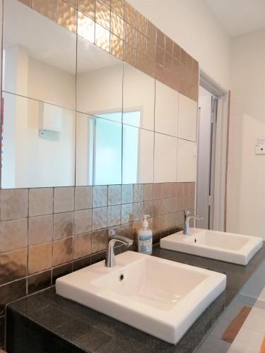 Klebang Seacove Spacious 5BR Villa by Nestcove Klebang Seacove Spacious 5BR Villa by Nestcove