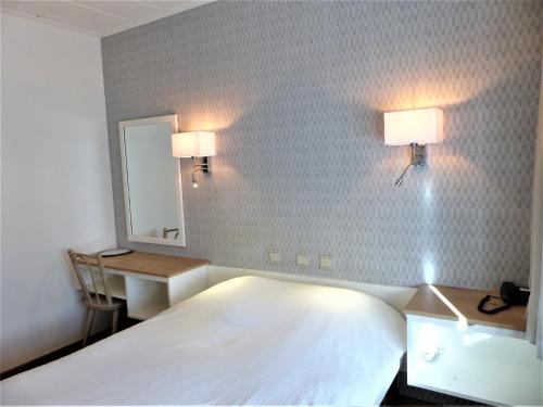 1 double bed