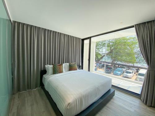 Nirundorn Resort Room Type - Double Room with Sea View