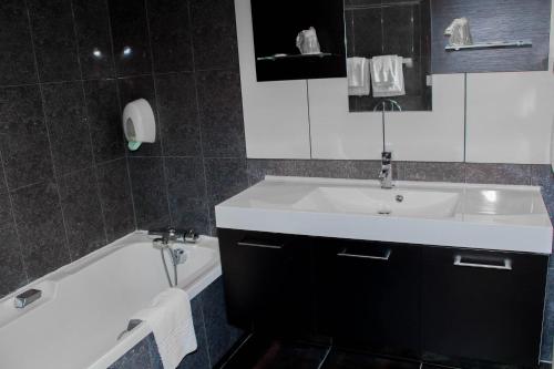 Cit'Hotel Europeen - 화장실