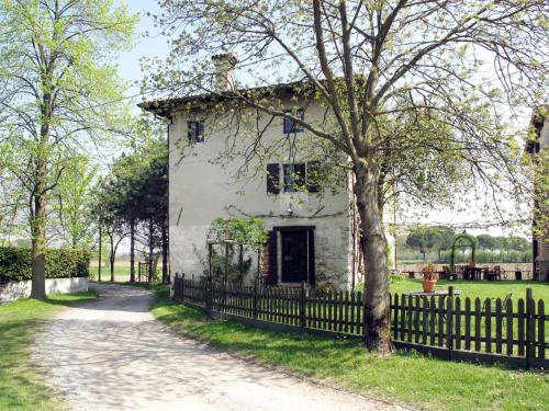  Apartment Casa del Ligustro by Interhome, Pension in Strassoldo bei Nogaredo Al Torre