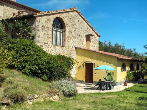  Holiday Home Podere San Raffaele - Cinzia by Interhome, Pension in Poggibonsi