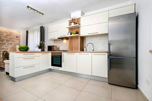 Holiday Home - Casa di Antonio in Mrgani
