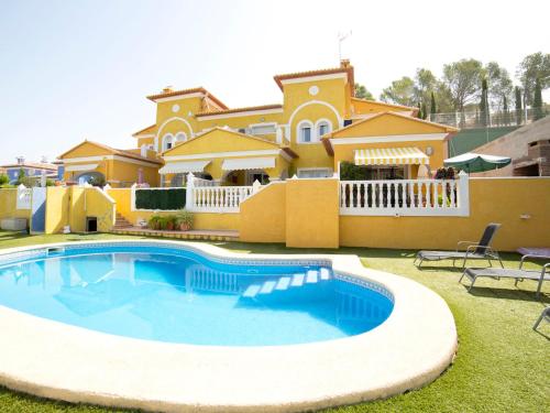  Holiday Home Villa Holidays Always by Interhome, Pension in Empedrola