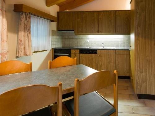  Apartment Haus Evita by Interhome in Saas-Grund