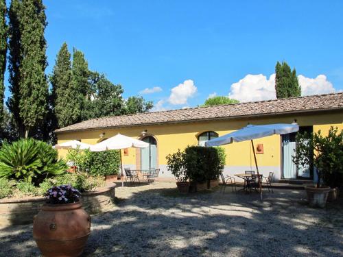 Holiday Home Giuggiolo - Giuggiolo 2 by Interhome in Montefalconi