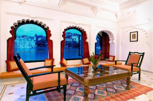 Amet Haveli Hotel