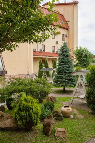 Hotel Tustan - image 4
