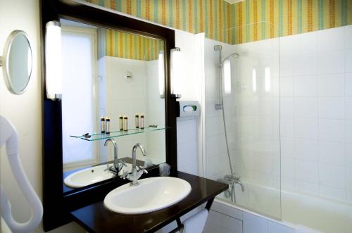 Hotel Quartier Latin Room Type - Standard Twin Room