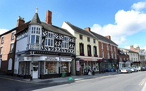 24 Broomfield Road Newport Shropshire, Newport, Shropshire