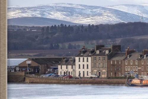 Montrose River Views, , Angus and Dundee