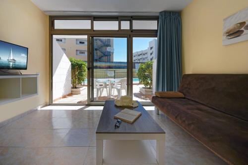 Apartamentos Strelitzias - image 2