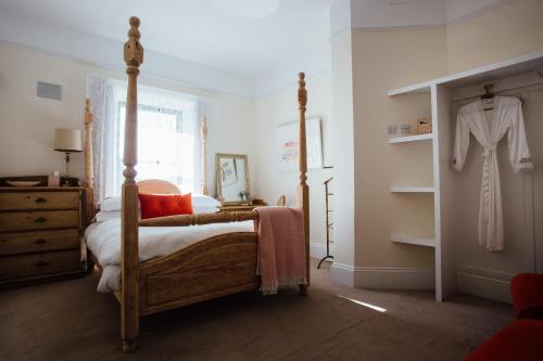 Tom Blake House - main image