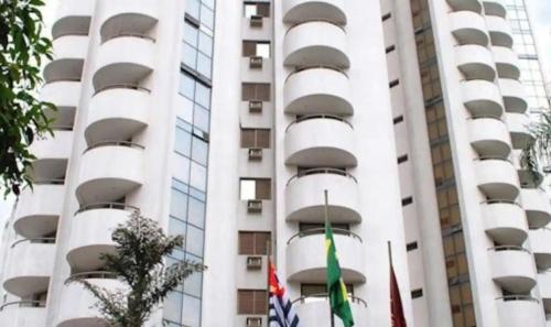 Flat completo apenas 1 quadra da Av Paulista