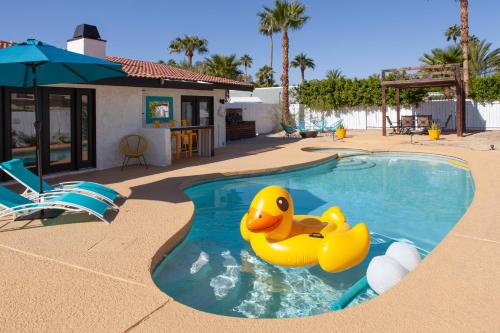 Casa JOI - Racquet Club Estates - Pool Spa & View home - image 3