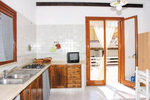 2 bedrooms villa at Mazara del Vallo 200 m away from the beach with enclosed garden and wifi