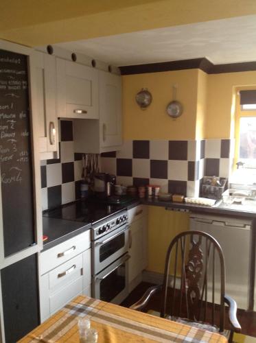 JOE and MARIA's PLACE 4