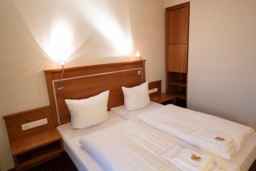 1 double bed, 1 sofa bed
