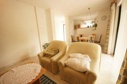 Guesthouse Murter 125 - image 3