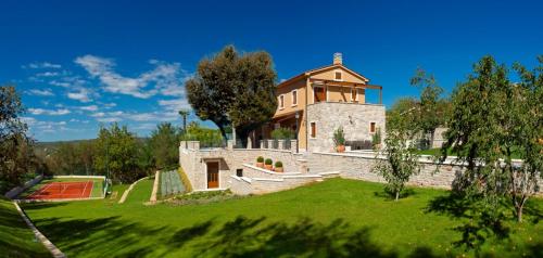 Holiday Home image 10