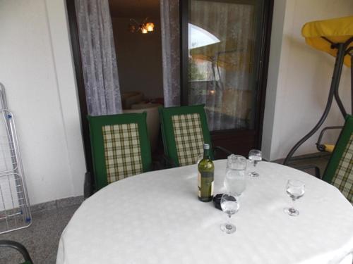 Apartment in Malinska with Seaview, Terrace, WIFI, Washing machine (4690-1)