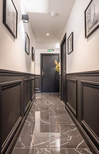 Лоби, Mijo's Appartements Hotel in Фонтане-су-Боа